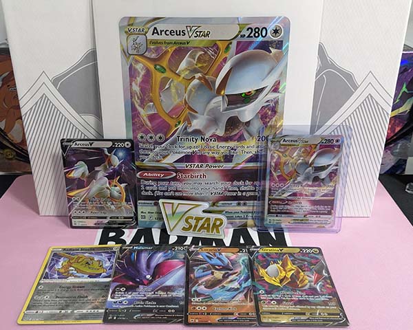  Pokémon TCG: Arceus VSTAR Premium Collection : Toys